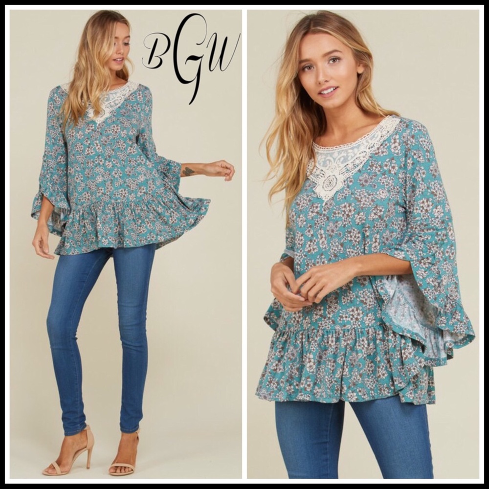 🆕5⭐️Floral Layered Ruffle Sleeve Tunic